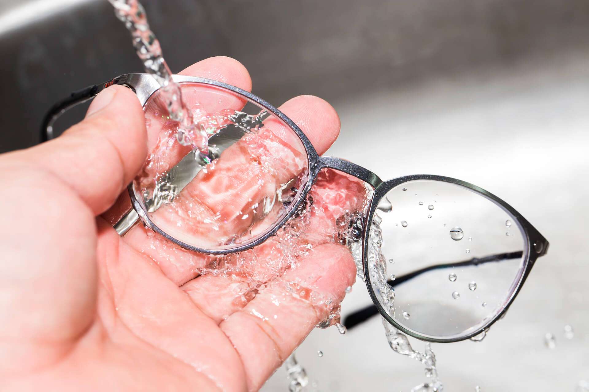 How to clean glasses. 